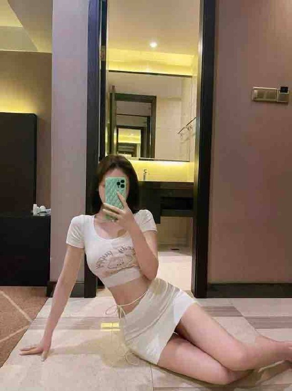 174 D真实02经常健身 T臀 天然胸 长腿细腰高級気質ホワイトカラーThanks you - Bos Good morning短期停留拍摄 颜值气质极佳