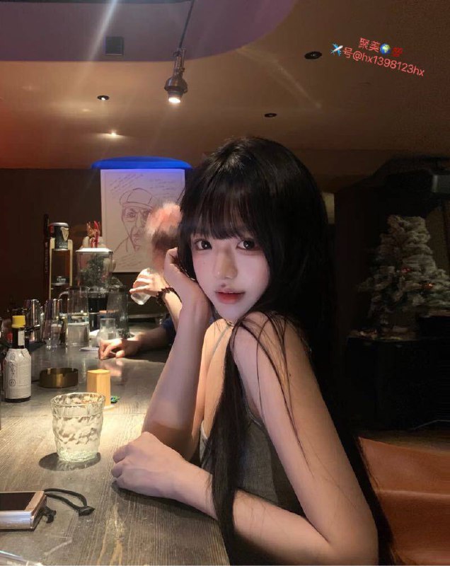 ✅武汉【05年学生兼职】166cm/🐻D✅真白🐯细腿   蜜桃臀  一线天✅主动热情  有耐心  从不催k