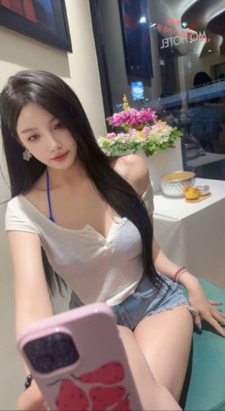 武汉极品网红，02/170d纯欲风