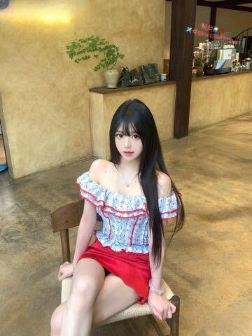 ✅武汉【05年学生兼职】166cm/🐻D✅真白🐯细腿   蜜桃臀  一线天✅主动热情  有耐心  从不催k