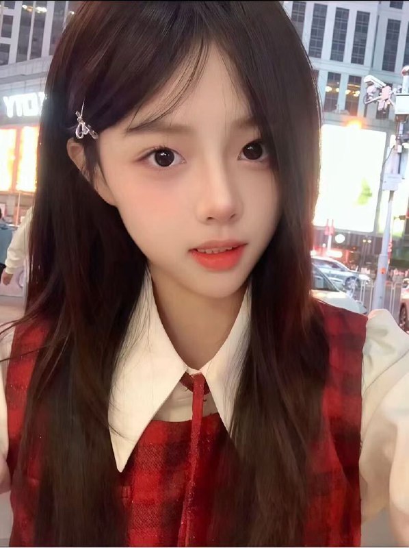 #恒大歌舞团在逃学生妹