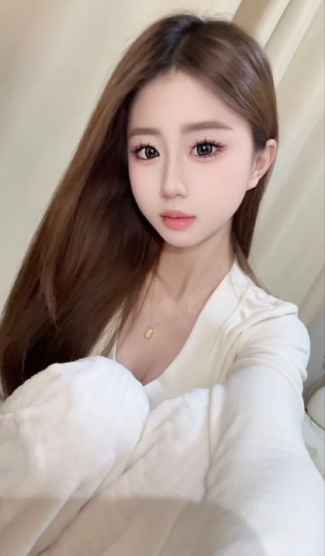 #恒大歌舞团气质美女 小网红