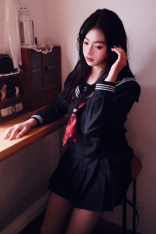 #恒大歌舞团萝莉身材 各种cos