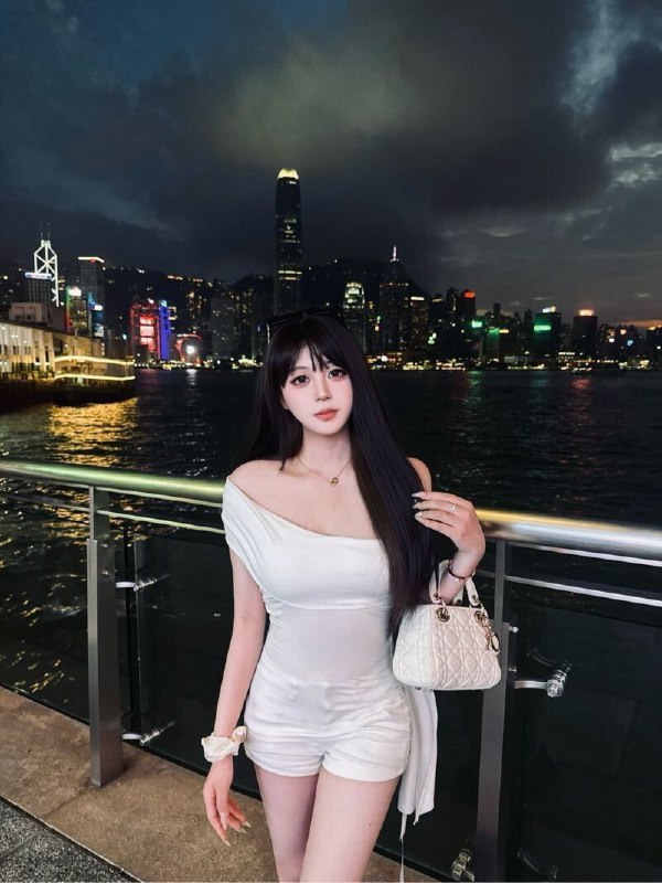 #恒大歌舞团极品学生妹