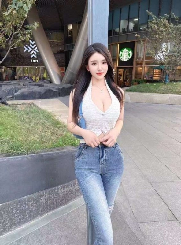 #恒大歌舞团气质大蜜 大胸之罩