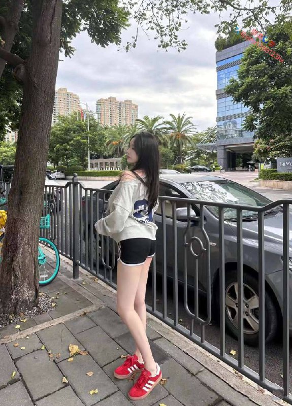 重庆真实06极品高白纯 可看身份证 准18岁 如假包换！！兼职短开𝐇𝐞𝐢𝐠𝐡𝐭身高/172• 𝐖𝐞𝐢𝐠𝐡𝐭体重/90• 𝐁𝐮𝐬𝐭胸围/真实C（天然🐻超软）🐣06年宝宝• 𝐎𝐜𝐜𝐮𝐩𝐚𝐭𝐢𝐨𝐧职业/四川美术学院 川美学生👩‍🎓⭐️高颜女友系⭐️