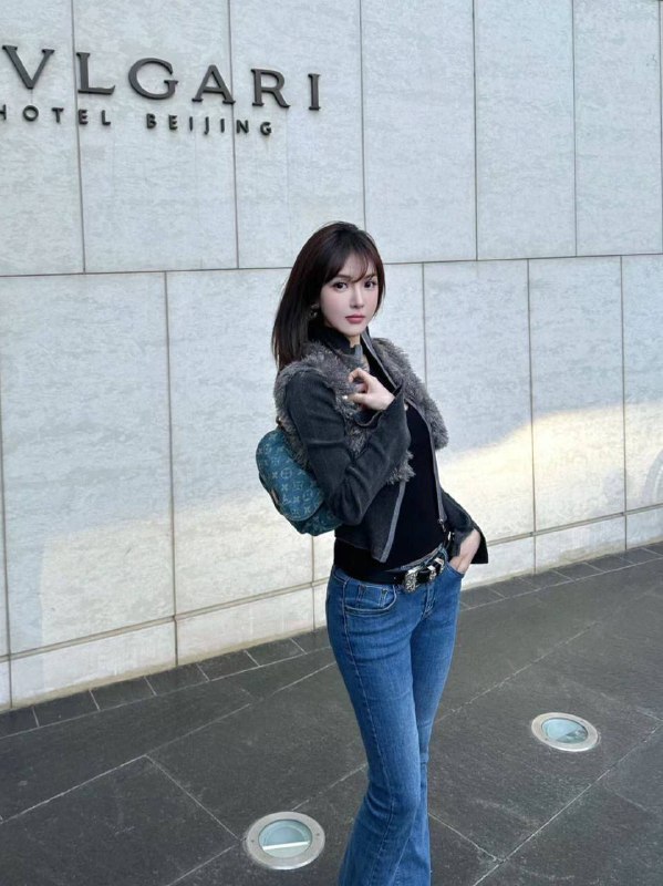 重庆💠独家模特清纯气质180C   a4腰筷子腿南方姑娘 高颜值可纯可欲 姓感洋気圈外兼职可预约～在线撩人我希望我不是被選擇 而是被熱愛遇见的都是天意 拥有的都幸运