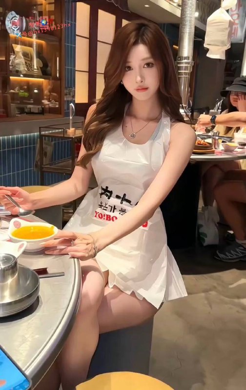 重庆气质御姐🌸佛系兼职🌸99年170cm🐻E 马甲线🍑臀🌸职业自媒体🛍️现签约公司