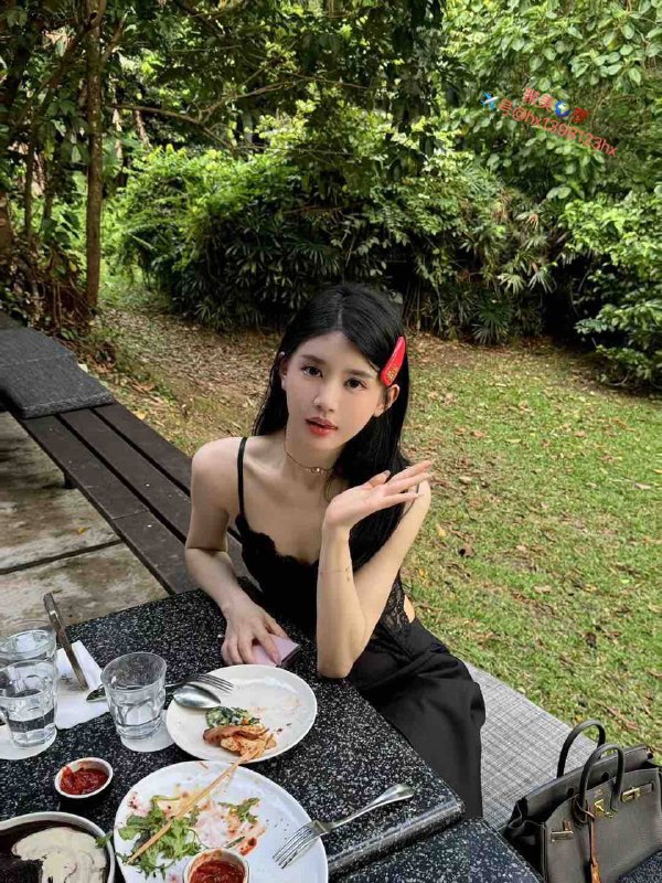 重庆❤️人 首开净172 02年🐻Cs身材性格温柔皮肤雪白高情商fw