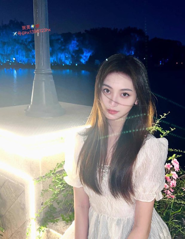 重庆纯新人00年校花168D+清纯温柔皮肤白皙可热情贵宾服务回归初恋感觉