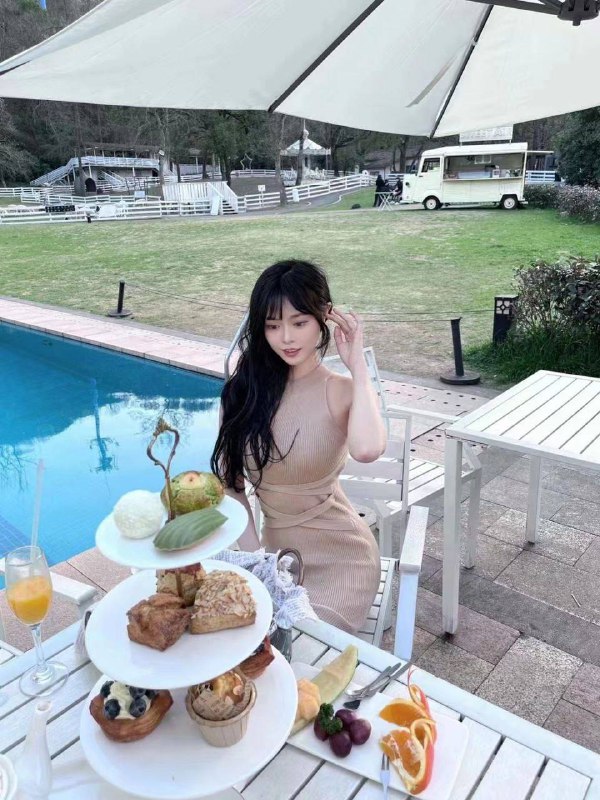 重庆🌟人首次下海01年168 真D  名校在读生 英语专八级  日语 法语 交流无压力托福成绩113 本科top985毕业 香港大学硕士 哥伦比亚大学博士在读   可验证人美声甜  全身零整