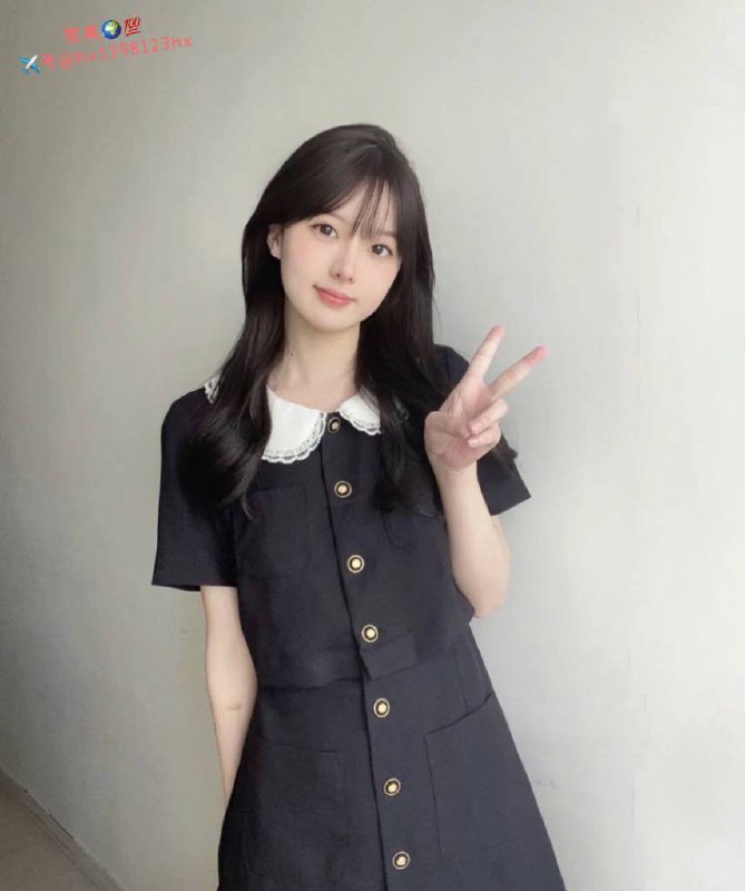 重庆❤️人 170c一个导没见过 刚⬇️氵皮肤雪白⬆️⬇️粉 大长腿🐻D性格温柔 21岁。🦜