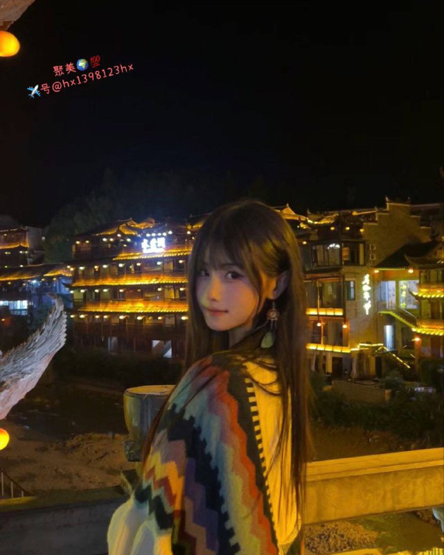 重庆❤️人小樱桃🍒🍒🍒身高165  体重85 胸围C 00年成绩优异勤工俭学的兼职小娃娃如果有缘份我们见个面吧💓