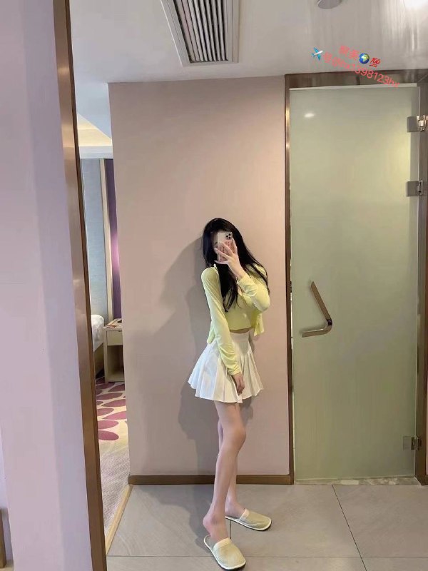 重庆❤️人净166，C，89，20，只短暂兼职，清纯甜美女孩