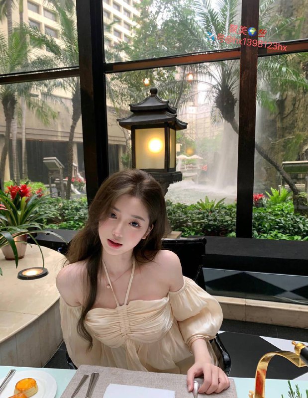 重庆❤️人纯欲00后邻家小学妹172d 纯情美眉·瑜伽舞蹈健身达人相貌娇媚时尚大蜜肤色白皙大气温柔可盐可甜邻家学妹般女朋友既视感