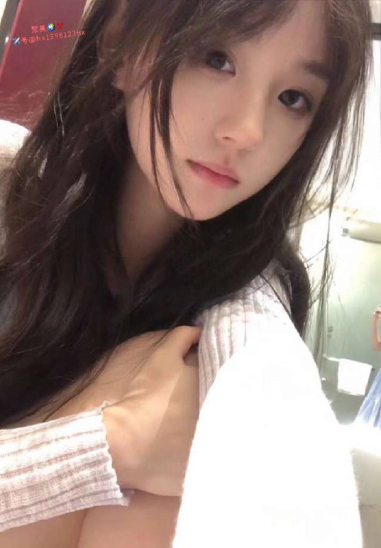 重庆❤️人兼职02学妹﻿﻿•Height身高/165•﻿Weight体重/86•﻿Bust胸围/C﻿•Age年龄/02﻿🥢腿 乖巧可爱全身雪白 不抽烟无不良嗜好  给您初恋的感觉