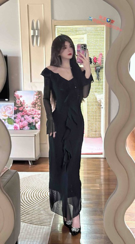 重庆❤️人 女友粉 全天然💿身高170🐻C兼职-02年♡💿身材比例完美*ᝰ💿超级大长腿筷子腿 甜如初恋及有耐心♥💿一身仙女味 淡淡少女香ᝰ💿正经本科大学