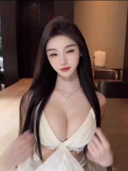 重庆御姐-E罩杯-雪白娇嫩-可纯可欲