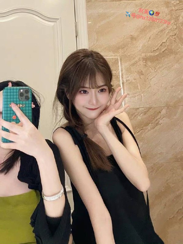 重庆刘梦妍极品学生👩‍🎓02年169C47kg紧，可潮喷(紧，(+)腿A4腰，有马甲线