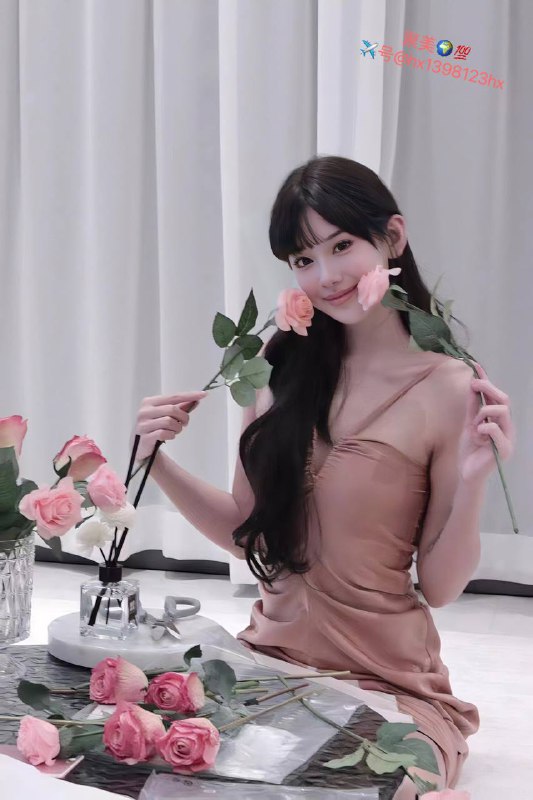 重庆❤️人圈外兼职 极品网红款. Age: 00. Height: 176cm. Weight:45kg.Cup:D高素质性格好兼职极品模特可纯可御全身雪白无风尘味女友feel