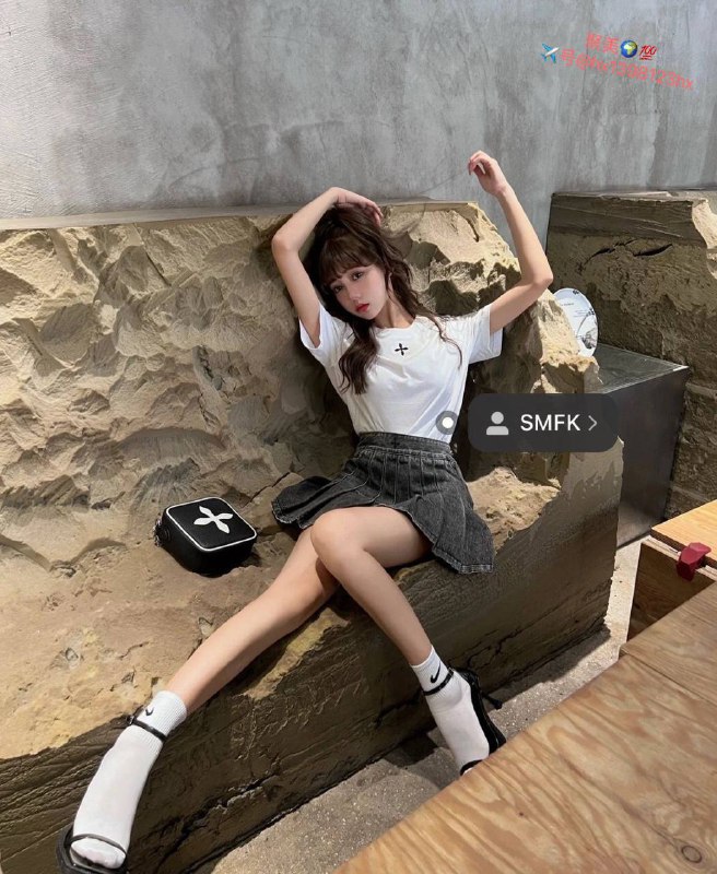 重庆❤️人166D 04年萝莉学生 皮肤白 放假兼职