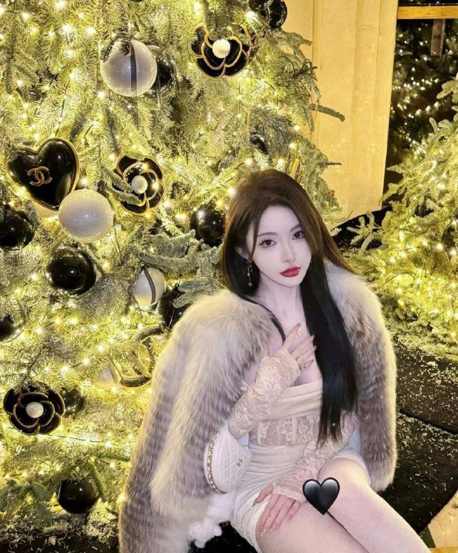 重庆极品全能 168 e 真实03 本人巨骚 巨会玩 舌头很长 皮肤很翘♦️极品骚女 03年♦️饱满美乳 美臀巨骚♦️五官甜美立体 喜欢角色扮演♦️全能艺人 等你来入♦️哥哥们 人家很骚 水很多哦 一定给你最完美的体验