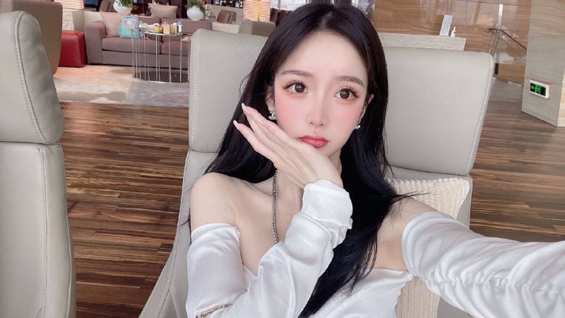 重庆第一白2004 163 D  小巧女友feel 皮肤雪白 冷白皮