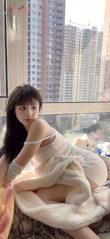 重庆新人学生，你的乖乖女也上线真实02，167d皮肤滑嫩🈚纹身臀围90蜜桃🍑臀，自带 jk黑丝性感乖巧🉑爱，不事，听话真人真照🉑验。