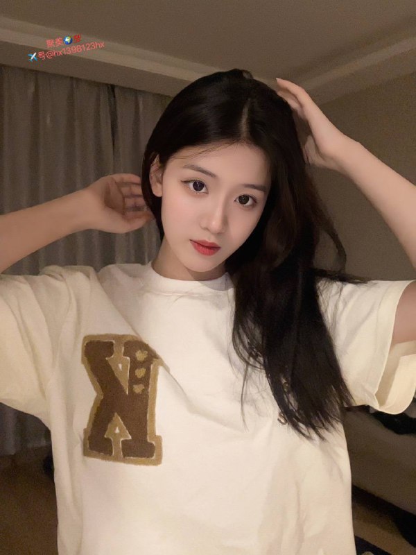 重庆极品百醇新人🐝精致百醇，年龄06   身高167🐻c清新脱俗 肤白貌美，性格开朗刚下水，极品女高，脾气温柔不一样的体验感！可69💋