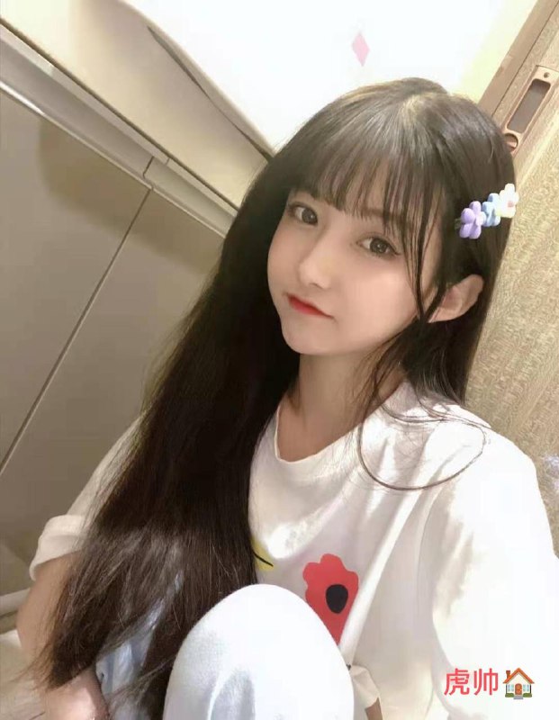 重庆04学生🈚纹身168C 清纯可爱甜美少女温柔乖巧声甜 极品软妹