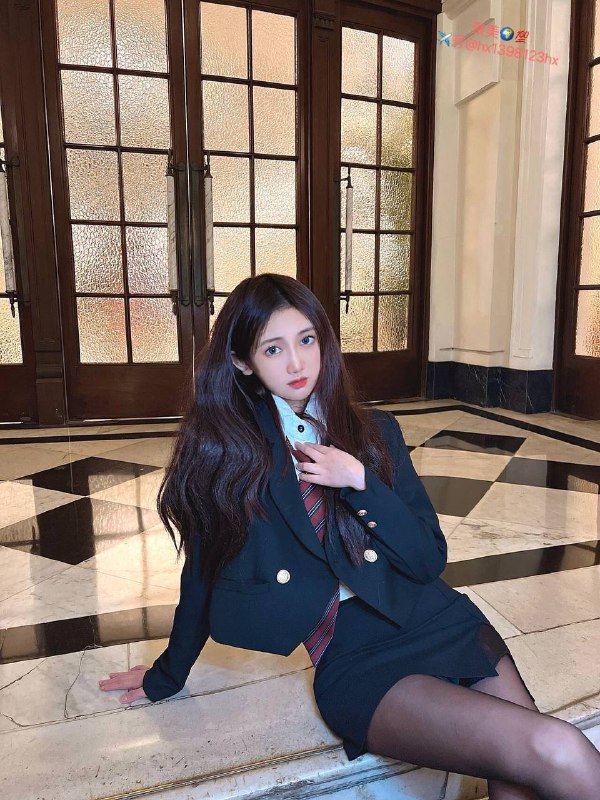 重庆❤️人可兒寶寶👚女朋友是倜長蹆蘿莉是一種什麽體驗你的初恋女友西 天然顏 皮肤巨白嫩清新自然 天然无整•長蹆蘿莉﻿Hight 166cm weight 42 KGBust 34C 体脂14% 腰围 55Area: 湖北 ;Age:18﻿美腿细而直 肤白无纹身﻿纤瘦身材 喜胖勿扰