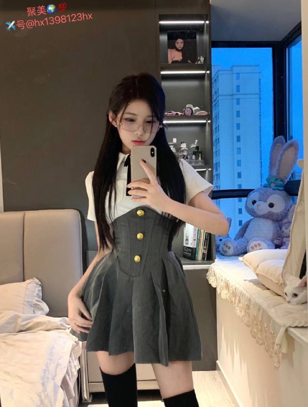 重庆❤️人❏03年❏  ʜɪɢʜᴛ/ 169ᴄᴍ ·ᴡᴇɪɢʜᴛ/44ᴋɢ ·Bust/C❏ 高尔夫🏌🏻‍♀️滑雪🏂🏻瑜伽🧘🏻‍♀️爱好极其广泛短暂停留，性格好不装杯，单纯，不职业不风尘，只接素质k独家，与中国知名企业百亿身家老总儿子，恋爱3年刚分手，伤心遂下海，质量秒杀全部!!!相信顶级朴国昌富二代的眼光!!!一切皆可验