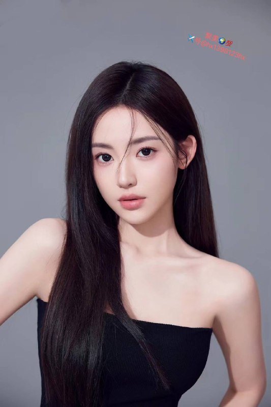 重庆范冰冰🏠03硬5♥️纯⭕️外高素质·03年学生短期兼职🌸• 𝐇𝐞𝐢𝐠𝐡𝐭身高/170• 𝐖𝐞𝐢𝐠𝐡𝐭体重/92• 𝐁𝐮𝐬𝐭胸围/36D 真🐻穿衣时尚大牌 爱笑的甜美女孩 温柔迷人优雅只接待素质高端k