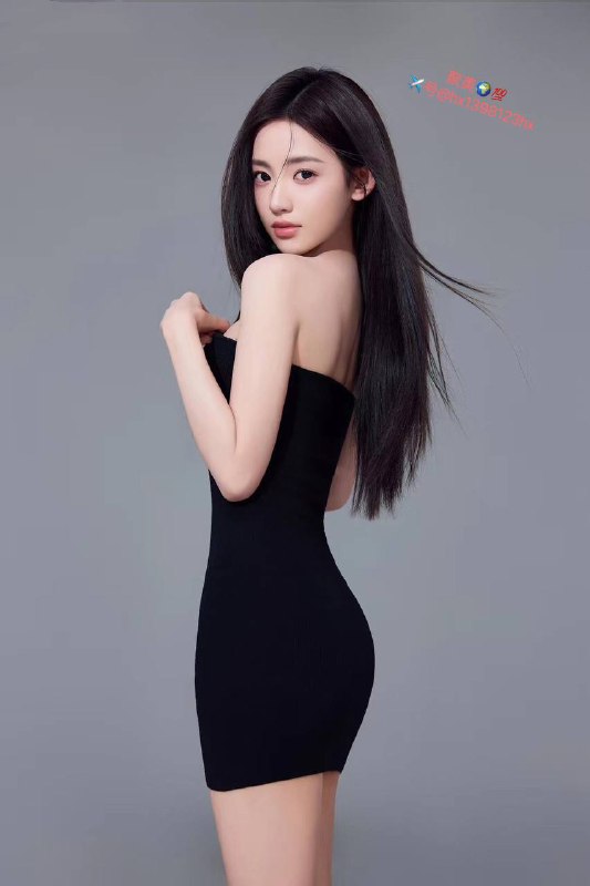 重庆范冰冰🏠03硬5♥️纯⭕️外高素质·03年学生短期兼职🌸• 𝐇𝐞𝐢𝐠𝐡𝐭身高/170• 𝐖𝐞𝐢𝐠𝐡𝐭体重/92• 𝐁𝐮𝐬𝐭胸围/36D 真🐻穿衣时尚大牌 爱笑的甜美女孩 温柔迷人优雅只接待素质高端k