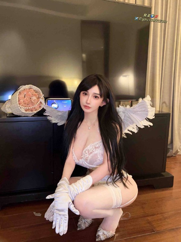 重庆167e 04童颜巨乳 皮肤雪白，可69 接吻 温柔 性格好