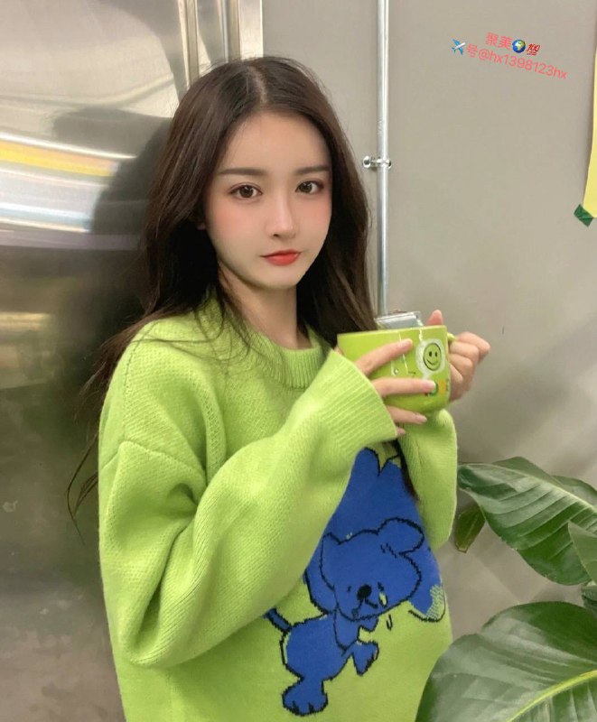 重庆极品清纯学生173 04 92 D 在校大学生 s型身材 气质佳服务态度好