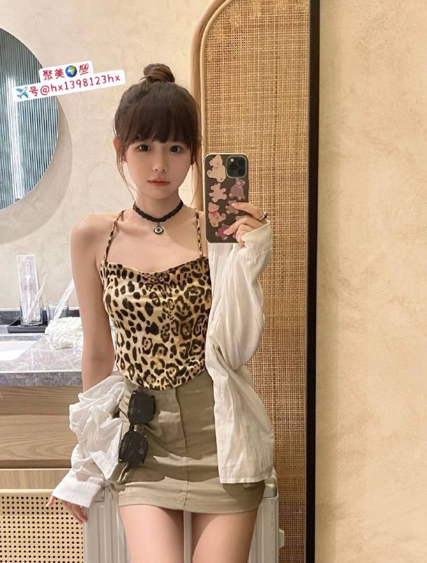 重庆06年纯妹妹06净168D 极品白🐯暑假首次兼职