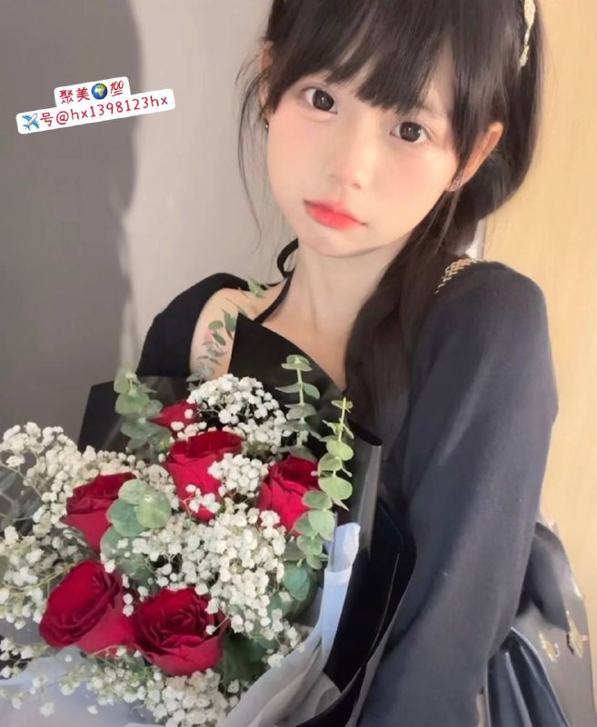 重庆06年纯妹妹06净168D 极品白🐯暑假首次兼职