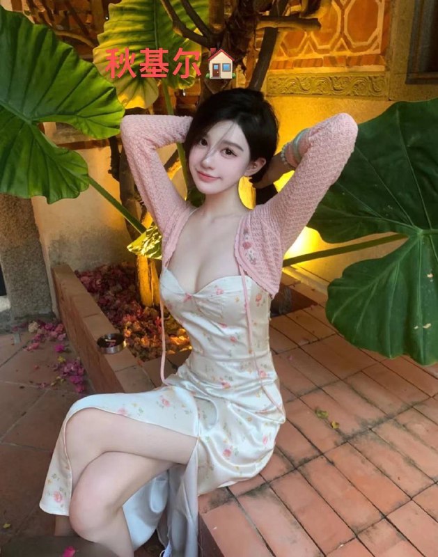 重庆秋基尔新人。𝐇𝐞𝐢𝐠𝐡𝐭身高/172• 𝐖𝐞𝐢𝐠𝐡𝐭体重/90• 𝐁𝐮𝐬𝐭胸围/D       年龄/01年成都妹子 川音毕业🎓