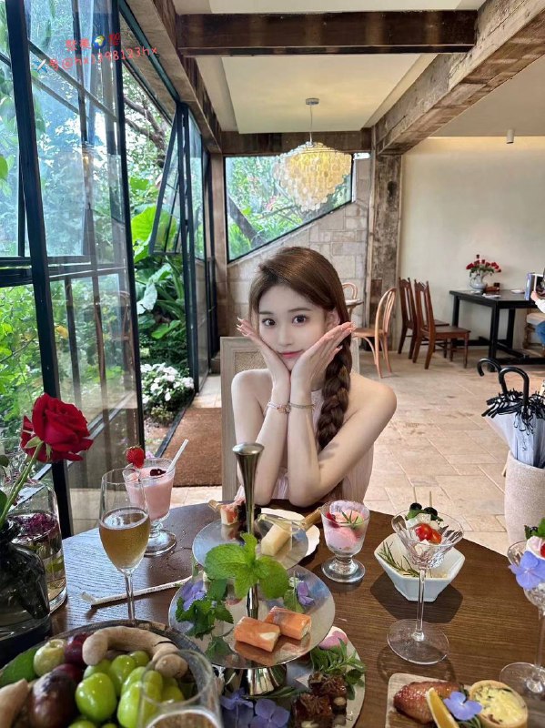 重庆极品学生梦中情人✨你的梦中情人✨168c❤️44kg❤️天然🐻D舞蹈艺考生 cosplay 甜美白嫩性格超好听话懂事好↕️粉嫩带给你超乎想象的体验