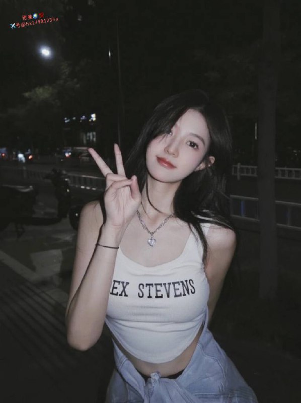 重庆兼职碧玺小纯邻家妹妹 学生清纯无整容 03 170 s腰 蜜桃臀 D