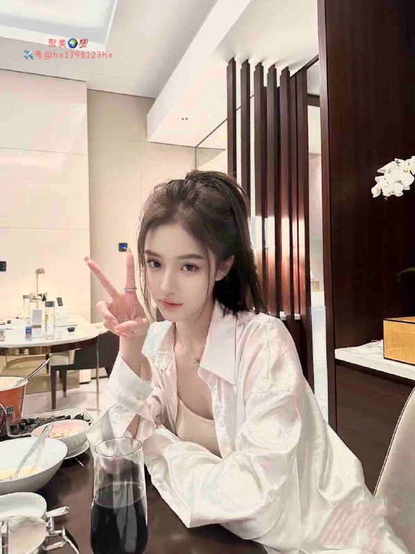 重庆短开兼职❤️02年乖巧可爱 皮肤白皙 听话 懂事不抽烟172C 89斤🉑️🐍69