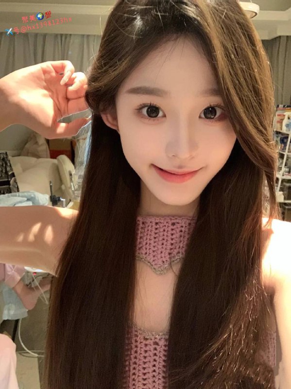 重庆极品留学生兼职高素质海外留学生 170c 02 马甲线折纸腰双腿又细又长 双语交流真正的5起质量3起开 不接急单只预约 清纯不失洋气 干净清爽大家闺秀