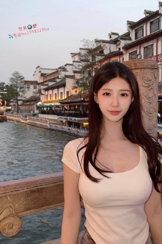 重庆师范大学毕业🎓𝐇𝐞𝐢𝐠𝐡𝐭身高/170    • 𝐖𝐞𝐢𝐠𝐡𝐭体重/100𝐁𝐮𝐬𝐭胸围/D             • 𝐀𝐠𝐞年龄/22可纯可密初次开工  听话懂事  各种高难度动作温柔可爱  只接待有素质的Boss