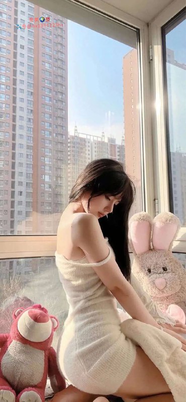 重庆兼职纯欲学妹170 04 92 D 在校大学生 s型身材 气质佳服务好