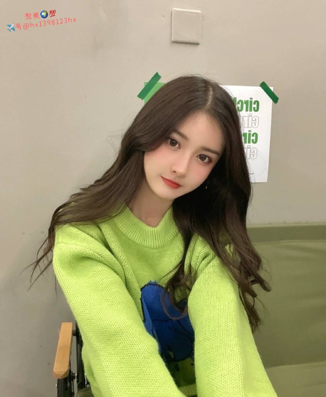 重庆兼职学生﻿04年年170C•特长/声音甜美 温柔•﻿Hobby兴趣/健身兴旅行•全身无赘肉 S型身材 本人比照片漂亮•本科在校大学生 贴心小女友🥢腿气质大牌 皮肤白嫩