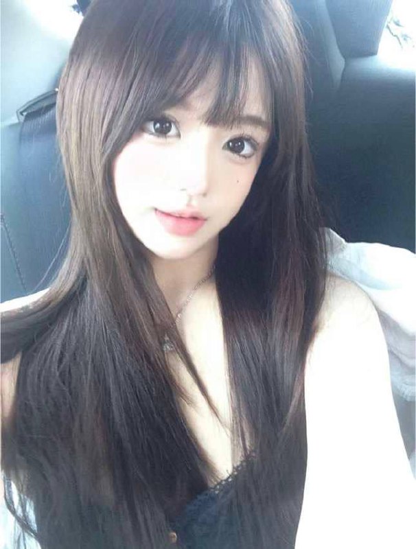 重庆🌹宝藏女孩希儿纯欲初恋脸  甜美少女 小清新甜美童颜 清新可爱 天然真实168cm🥢腿03年 90斤🐻D三粉A4腰 身材比例完美花板甜度满分，治愈您的不开心