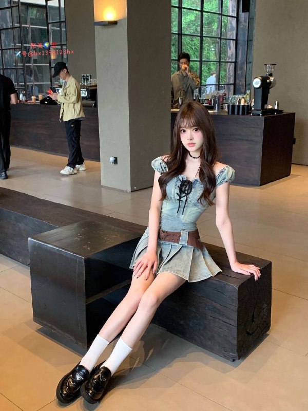 重庆🌹宝藏女孩希儿纯欲初恋脸  甜美少女 小清新甜美童颜 清新可爱 天然真实168cm🥢腿03年 90斤🐻D三粉A4腰 身材比例完美花板甜度满分，治愈您的不开心