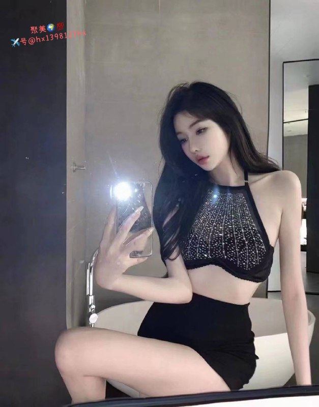 重庆极品精致女孩170D性感辣妹，长腿细腰，声音甜美，治愈女友风