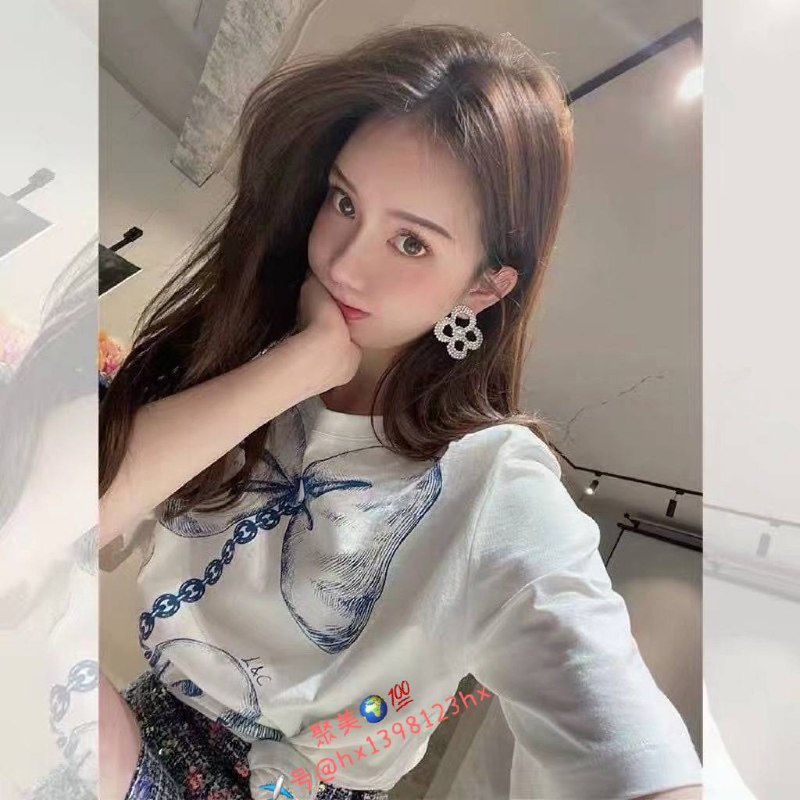 重庆青春靓丽甜美型身高166  体重44    D 20岁